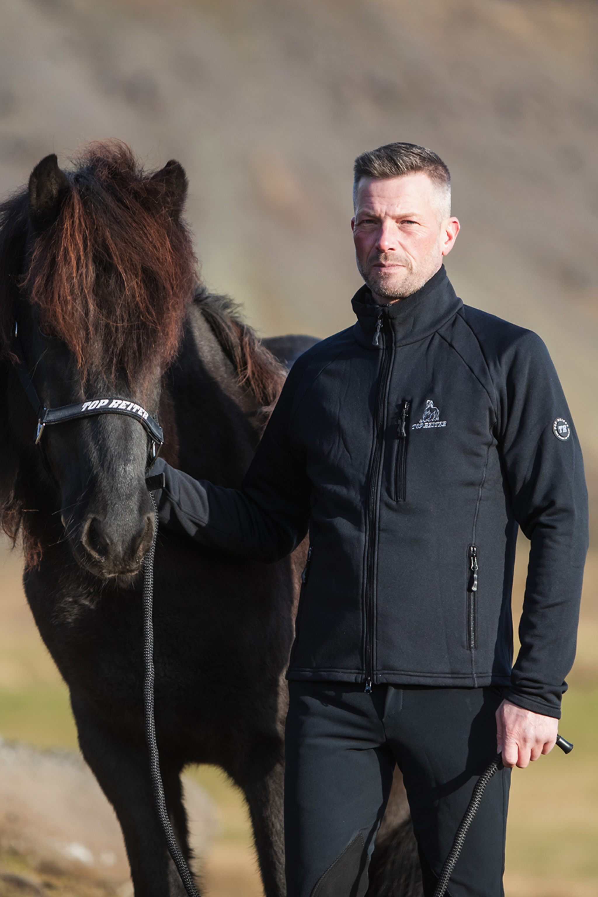 Ómur Jacket